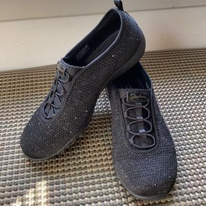 Sketchers Women’s 9M Black Sneaker